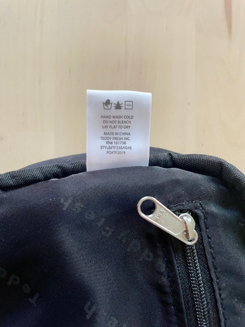 Teddy Fresh Unisex Black & Green Sherpa Fleece Fanny Pack One Size Adjustable - Picture 7 of 9